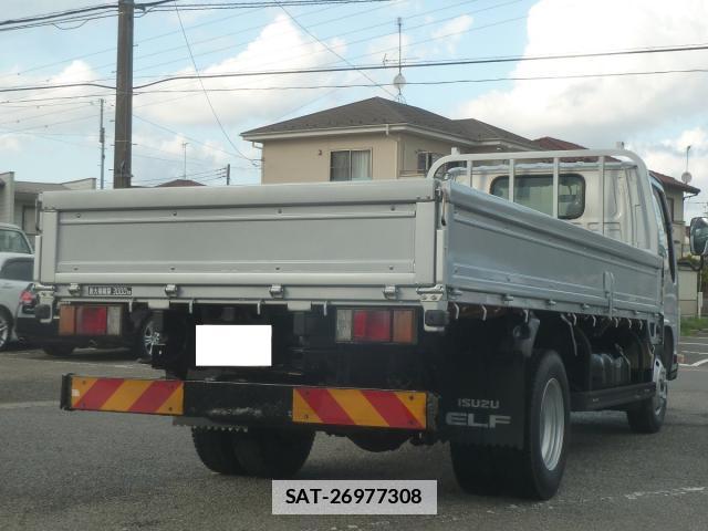 Isuzu ELF TRUCK 2016-03 7817547-15