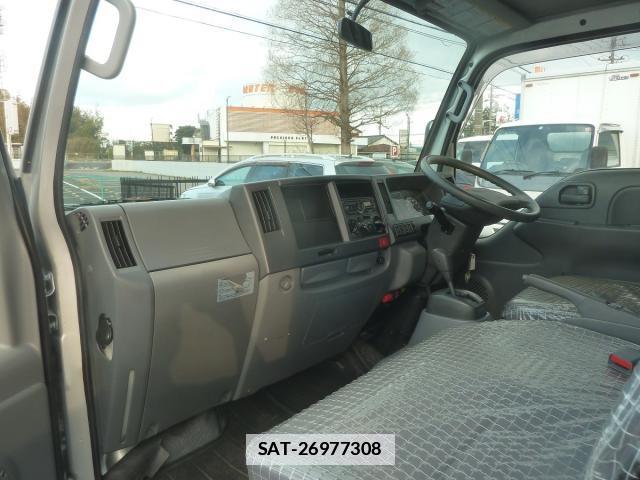 Isuzu ELF TRUCK 2016-03 7817547-5