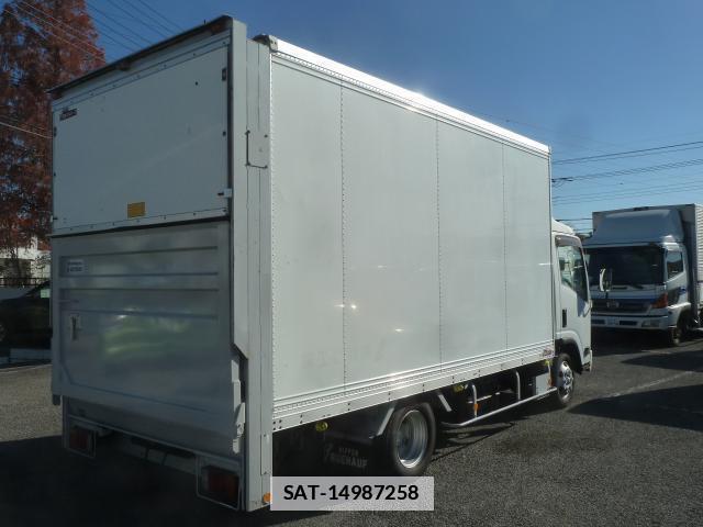 Isuzu ELF TRUCK 2015-06 7817562-13