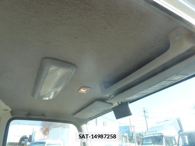 Isuzu ELF TRUCK 2015-06 7817562-16