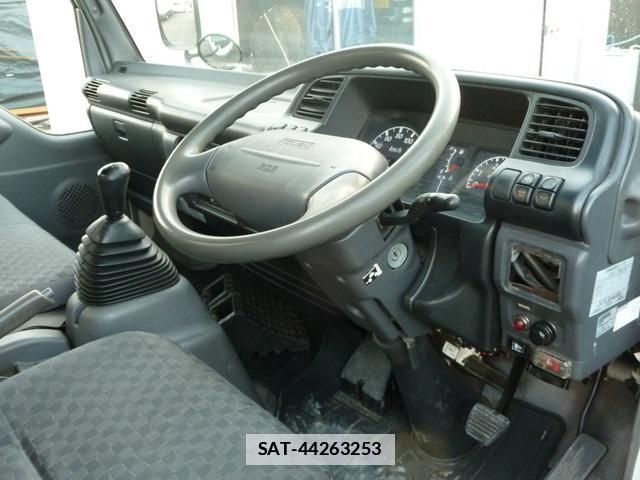 Isuzu ELF TRUCK 2006-07 7817578-9