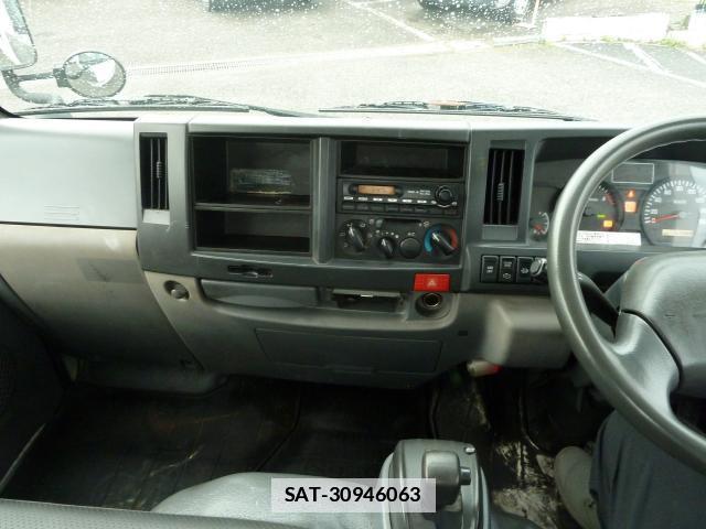 Isuzu ELF TRUCK 2012-03 7817580-14
