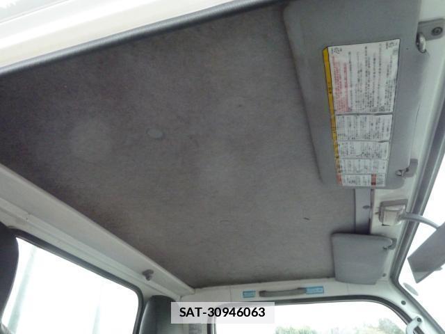 Isuzu ELF TRUCK 2012-03 7817580-2