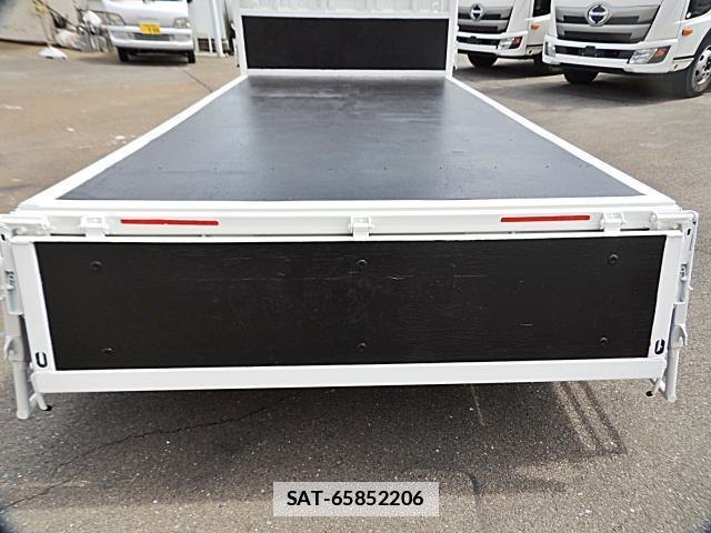 Isuzu ELF TRUCK 2016-02 7817778-16