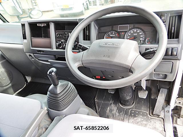 Isuzu ELF TRUCK 2016-02 7817778-2