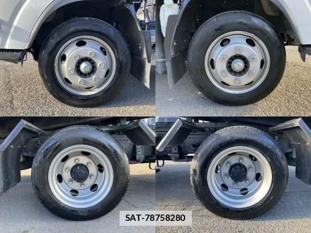 Isuzu ELF TRUCK 2021-11 7817896-16