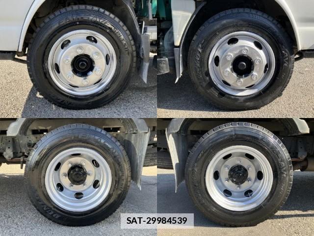 Isuzu ELF TRUCK 2012-12 7817903-12