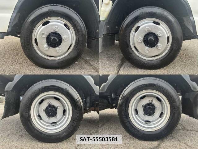 Isuzu ELF TRUCK 2019-04 7817904-15