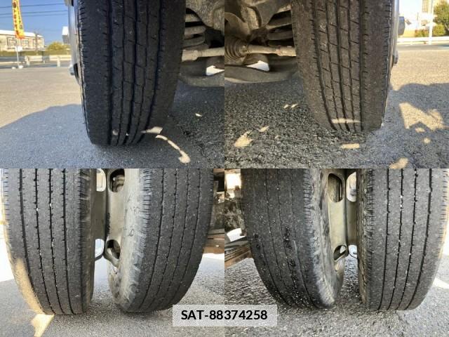 Isuzu ELF TRUCK 2016-08 7817907-18