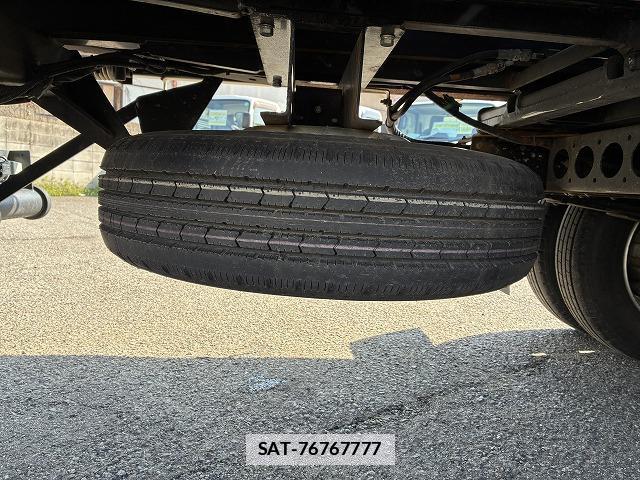 Isuzu ELF TRUCK 2024-11 7817912-15