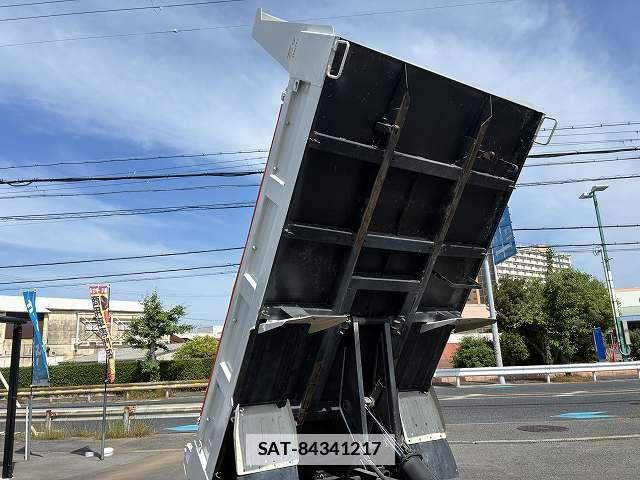 Isuzu ELF TRUCK 2019-08 7817924-9