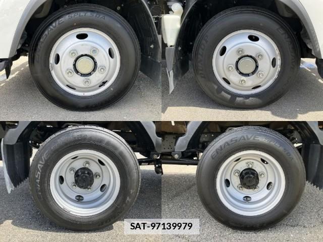 Isuzu ELF TRUCK 2023-09 7817929-9