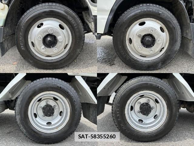 Isuzu ELF TRUCK 2017-08 7817932-12