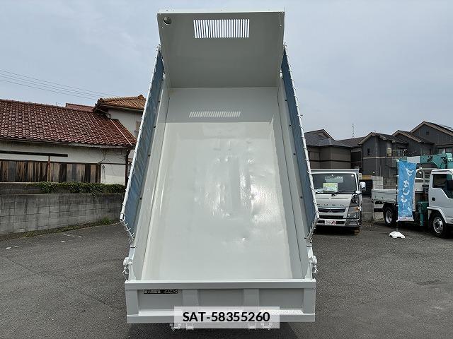 Isuzu ELF TRUCK 2017-08 7817932-6