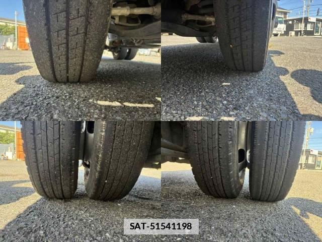 Isuzu ELF TRUCK 2016-05 7817934-15