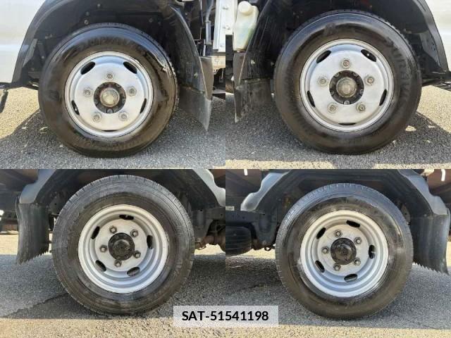 Isuzu ELF TRUCK 2016-05 7817934-19