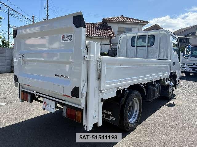 Isuzu ELF TRUCK 2016-05 7817934-7