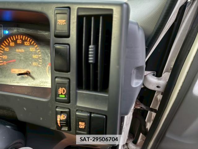 Isuzu ELF TRUCK 2013-09 7818886-7