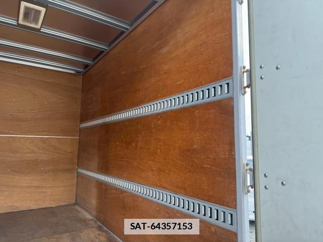 Isuzu ELF TRUCK 2015-02 7818887-14