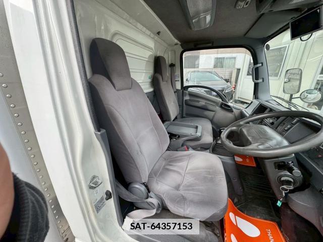 Isuzu ELF TRUCK 2015-02 7818887-5