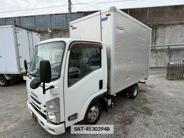 Isuzu ELF TRUCK 2017-05 7818890-1