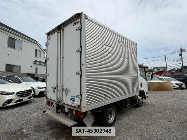 Isuzu ELF TRUCK 2017-05 7818890-3