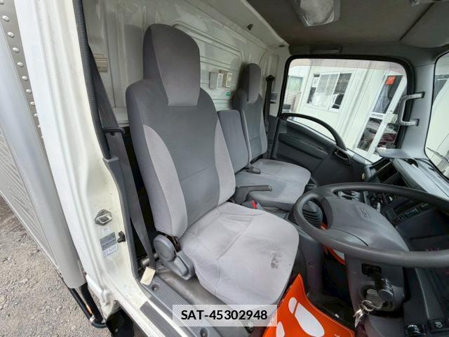 Isuzu ELF TRUCK 2017-05 7818890-5