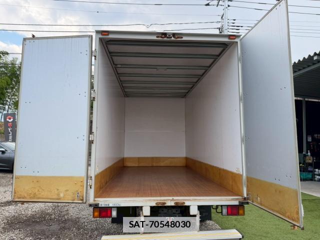 Isuzu ELF TRUCK 2019-03 7818896-13