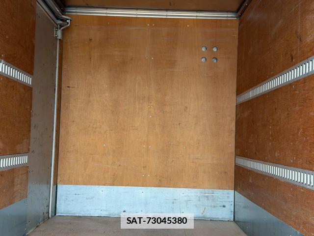 Isuzu ELF TRUCK 2010-11 7818897-14