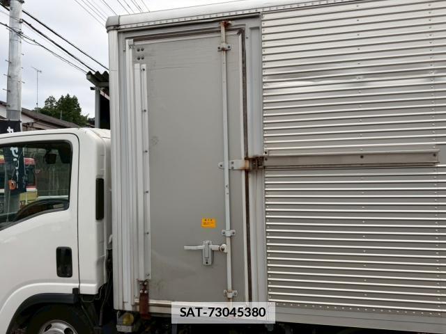 Isuzu ELF TRUCK 2010-11 7818897-18