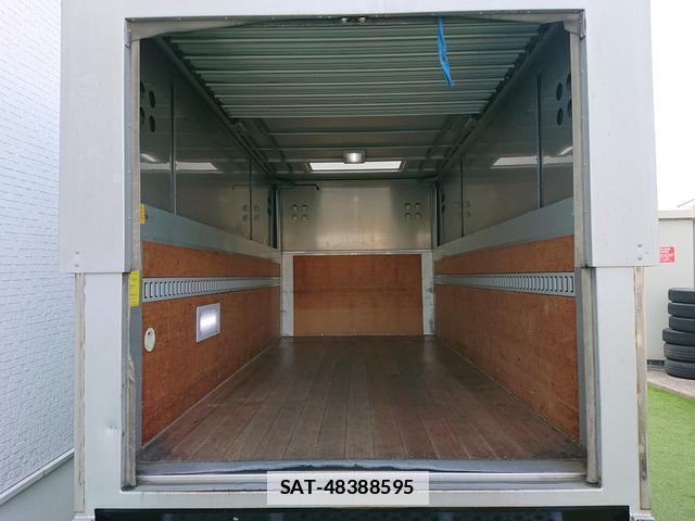 Isuzu ELF TRUCK 2010-08 7819892-6