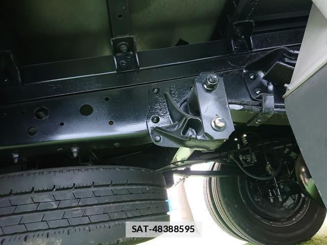 Isuzu ELF TRUCK 2010-08 7819892-8