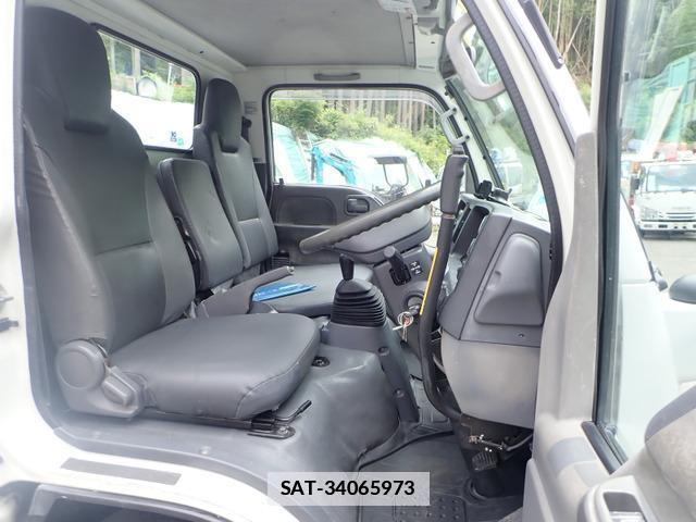 Isuzu ELF TRUCK 2012-02 7820421-13