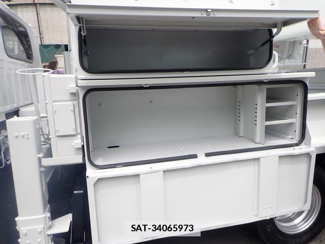 Isuzu ELF TRUCK 2012-02 7820421-3
