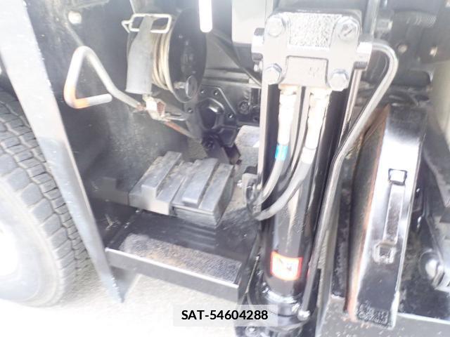 Isuzu ELF TRUCK 2018-08 7820422-11