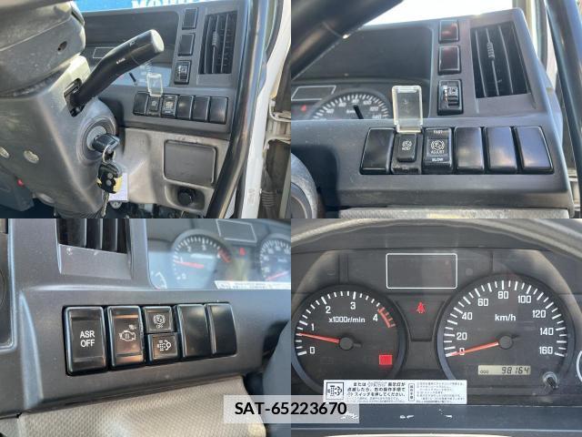 Isuzu ELF TRUCK 2012-02 7820690-3