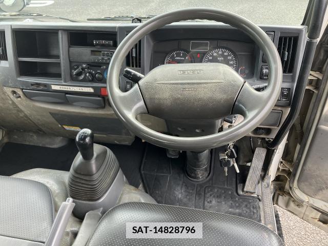 Isuzu ELF TRUCK 2010-09 7820696-2