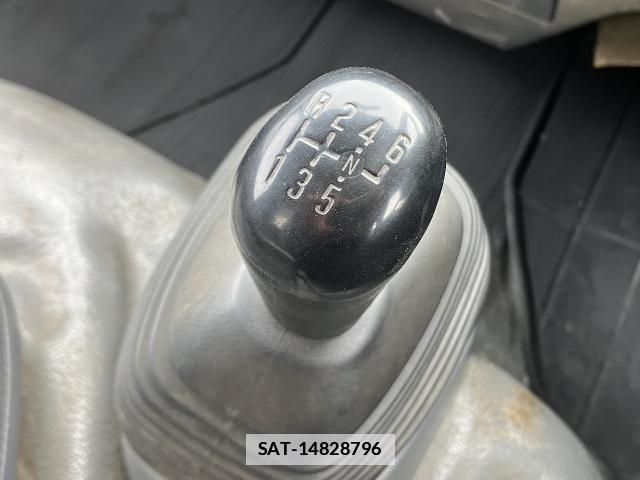 Isuzu ELF TRUCK 2010-09 7820696-7