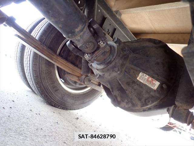 Isuzu ELF TRUCK 2018-10 7822804-16
