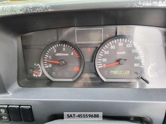 Isuzu ELF TRUCK 2015-03 7822817-13