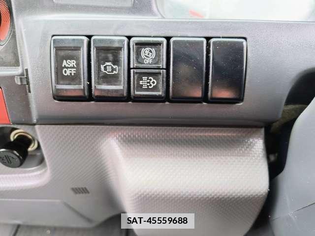 Isuzu ELF TRUCK 2015-03 7822817-18