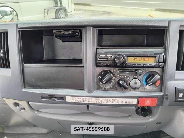 Isuzu ELF TRUCK 2015-03 7822817-19
