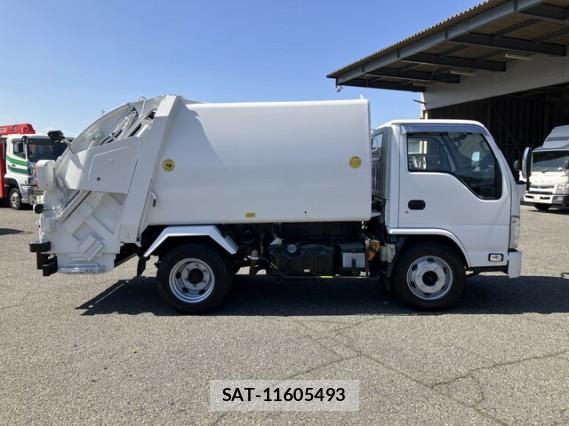Isuzu ELF TRUCK 2015 7823188-12