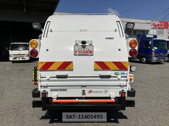 Isuzu ELF TRUCK 2015 7823188-16