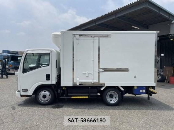 Isuzu ELF TRUCK 2018 7823197-11