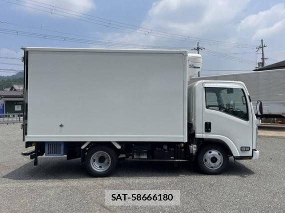 Isuzu ELF TRUCK 2018 7823197-13