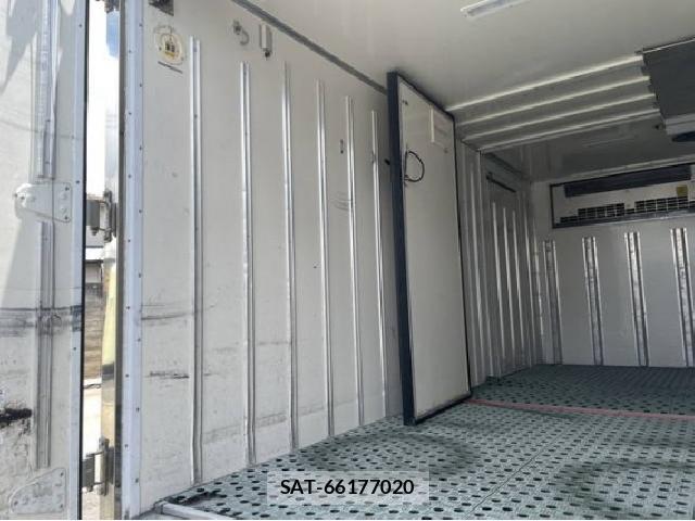 Isuzu ELF TRUCK 2017 7823200-18