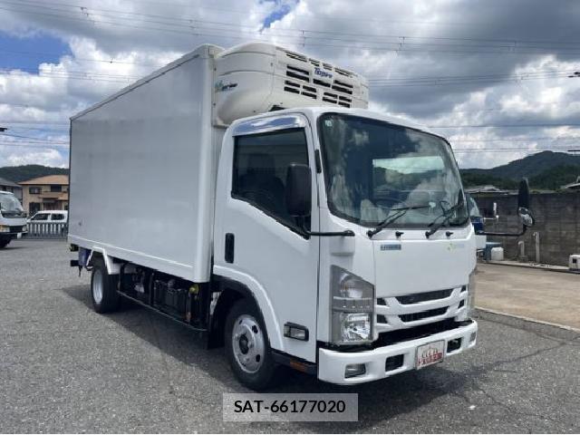 Isuzu ELF TRUCK 2017 7823200-3