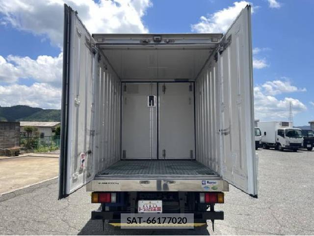 Isuzu ELF TRUCK 2017 7823200-5