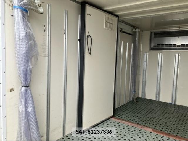 Isuzu ELF TRUCK 2018 7823208-17